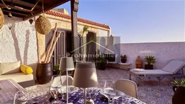 magnifique-maison-de-210-m2-avec-terrasse-privee-big-0